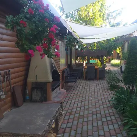 Проживание в семье Casa Mola *